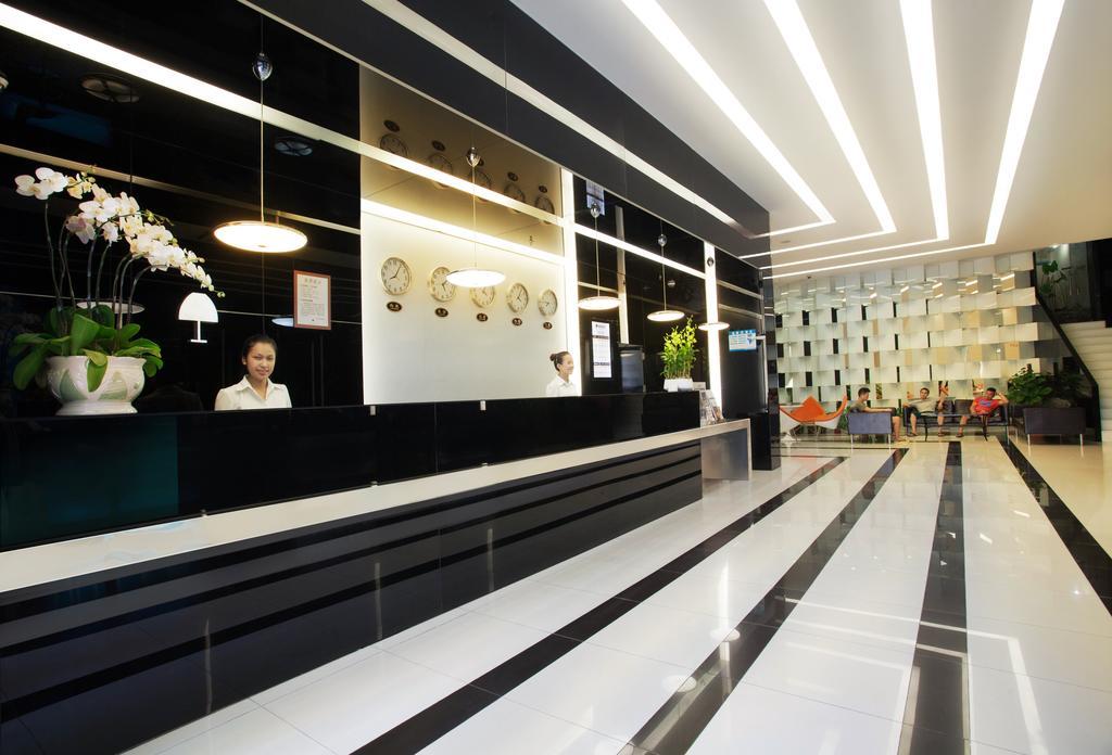 Shenzhen Luohu Art Hotel, Dongmen Shopping Center Екстер'єр фото