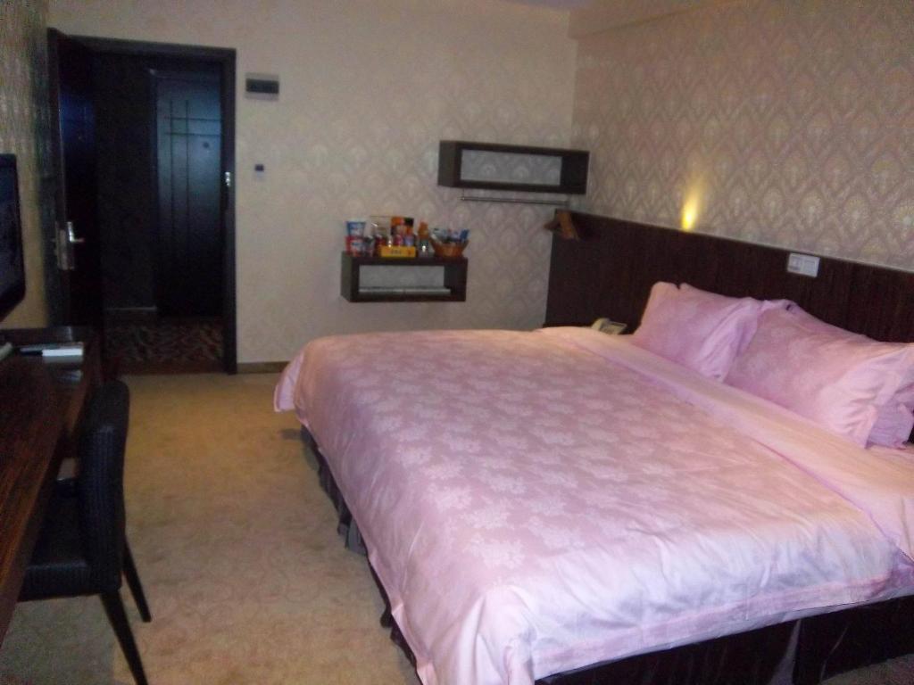 Shenzhen Luohu Art Hotel, Dongmen Shopping Center Номер фото