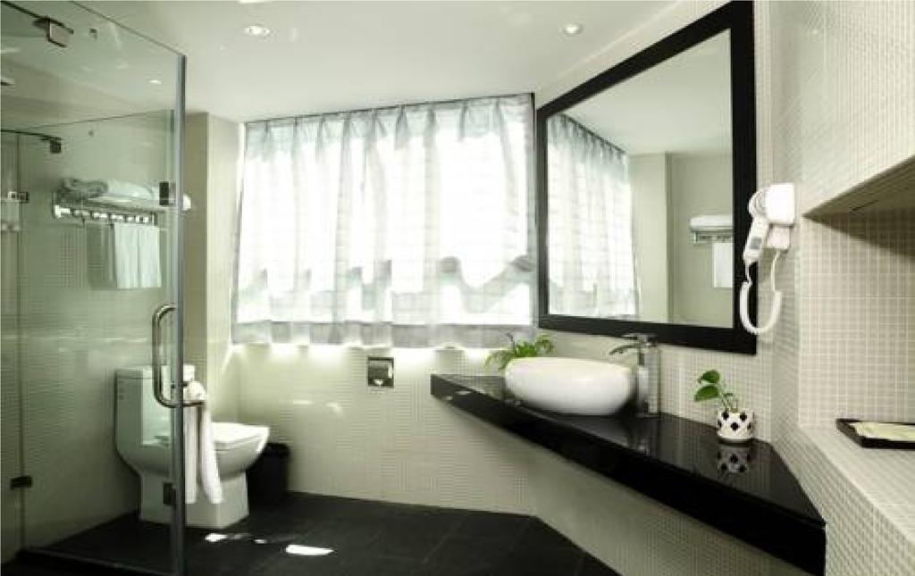 Shenzhen Luohu Art Hotel, Dongmen Shopping Center Екстер'єр фото