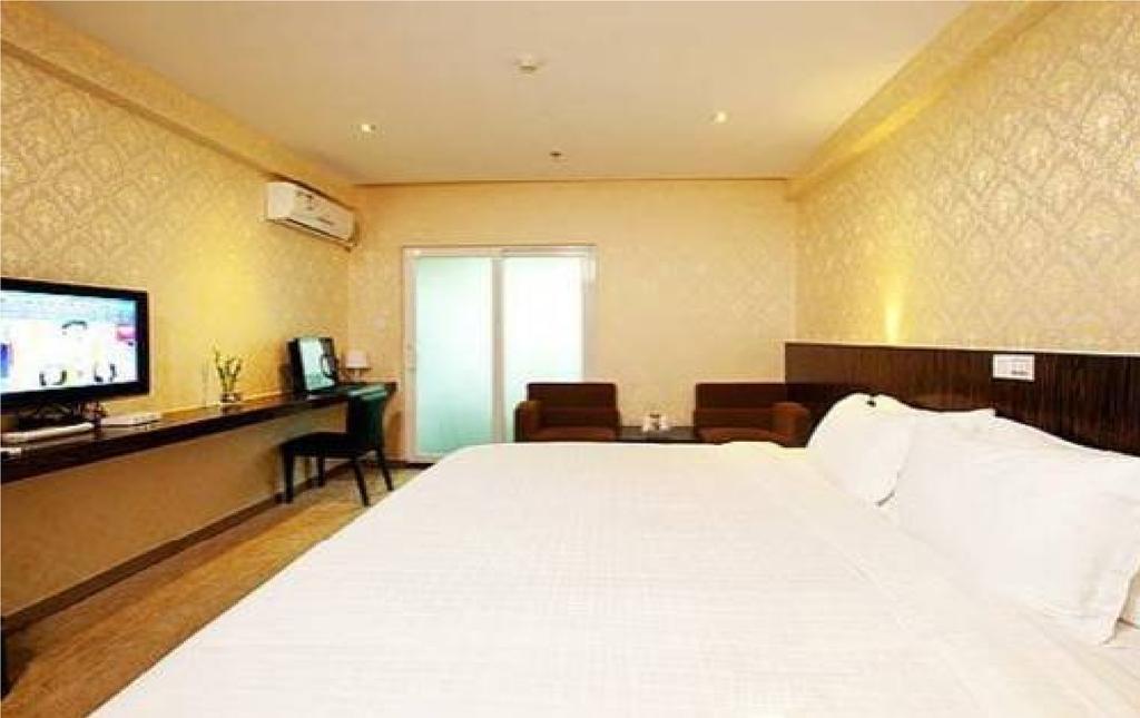 Shenzhen Luohu Art Hotel, Dongmen Shopping Center Номер фото