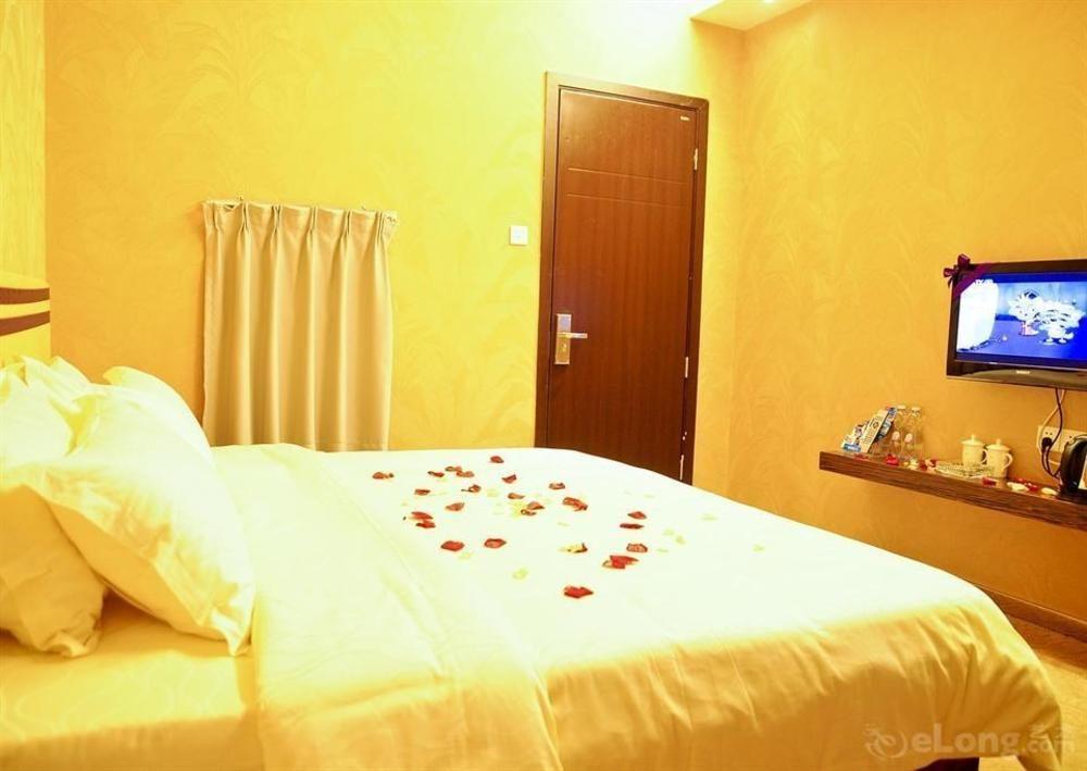 Shenzhen Luohu Art Hotel, Dongmen Shopping Center Екстер'єр фото