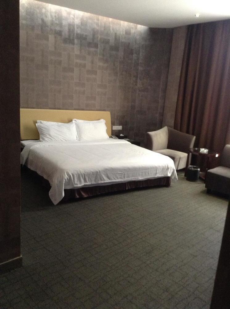 Shenzhen Luohu Art Hotel, Dongmen Shopping Center Екстер'єр фото