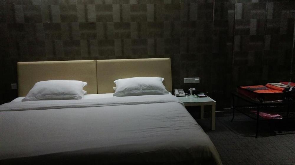Shenzhen Luohu Art Hotel, Dongmen Shopping Center Екстер'єр фото